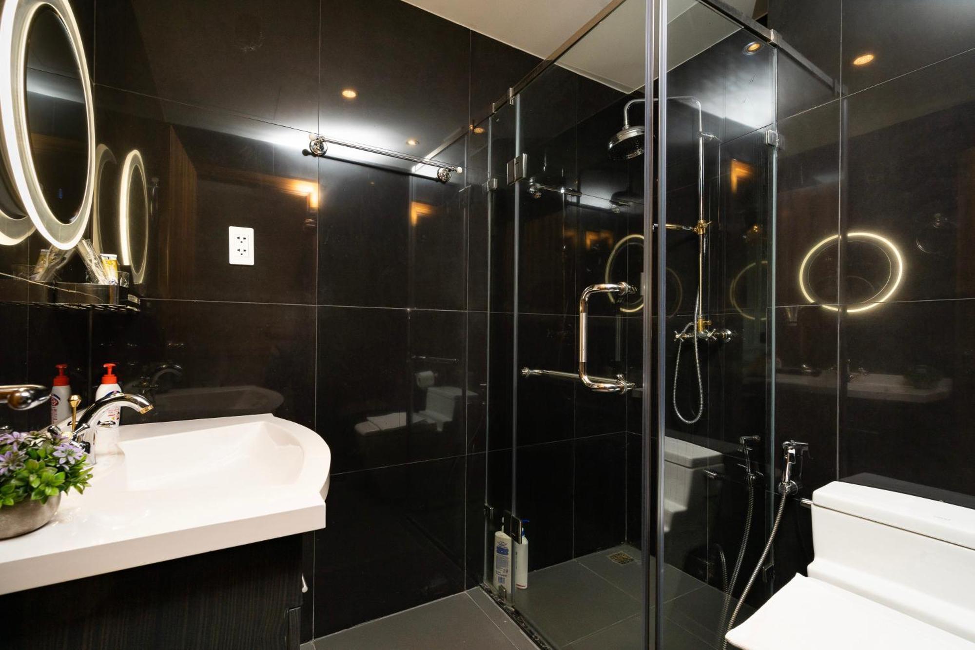 Leman Luxury Apartments 2Br 3Br For Rent In Central Ho Chi Minh City Exterior photo